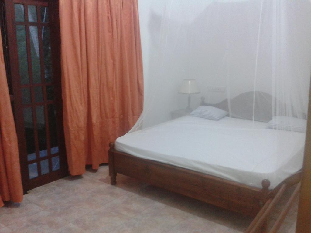Villa 159 Hikkaduwa Buitenkant foto