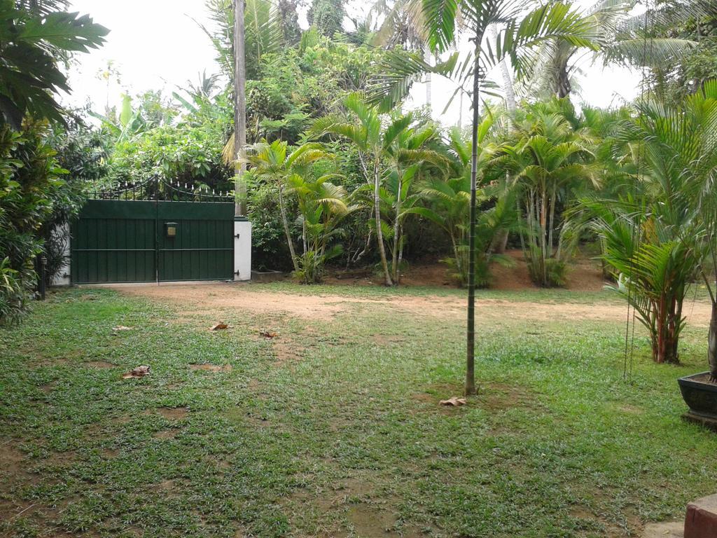 Villa 159 Hikkaduwa Buitenkant foto