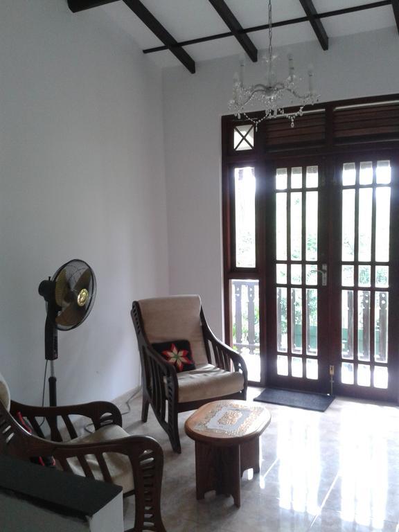 Villa 159 Hikkaduwa Buitenkant foto